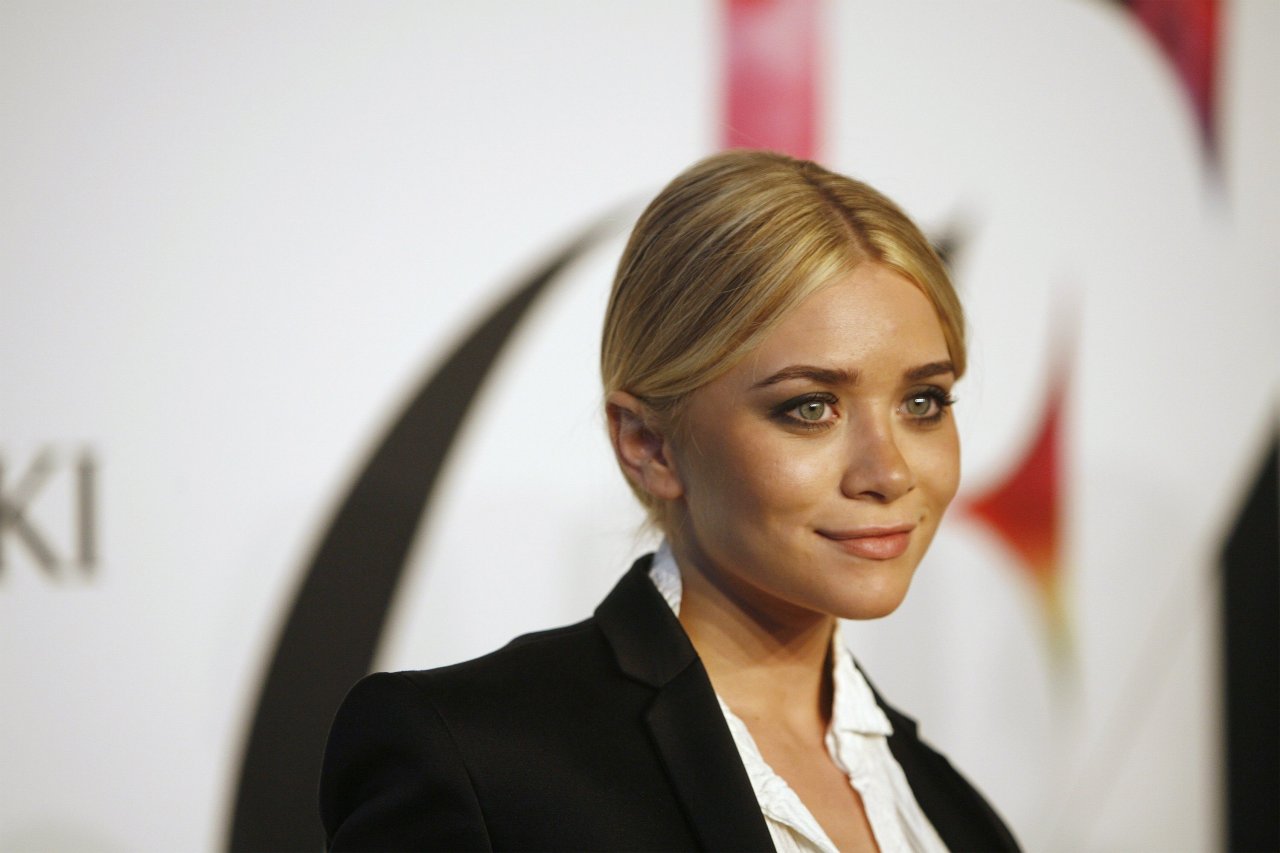 Ashley Olsen leaked wallpapers