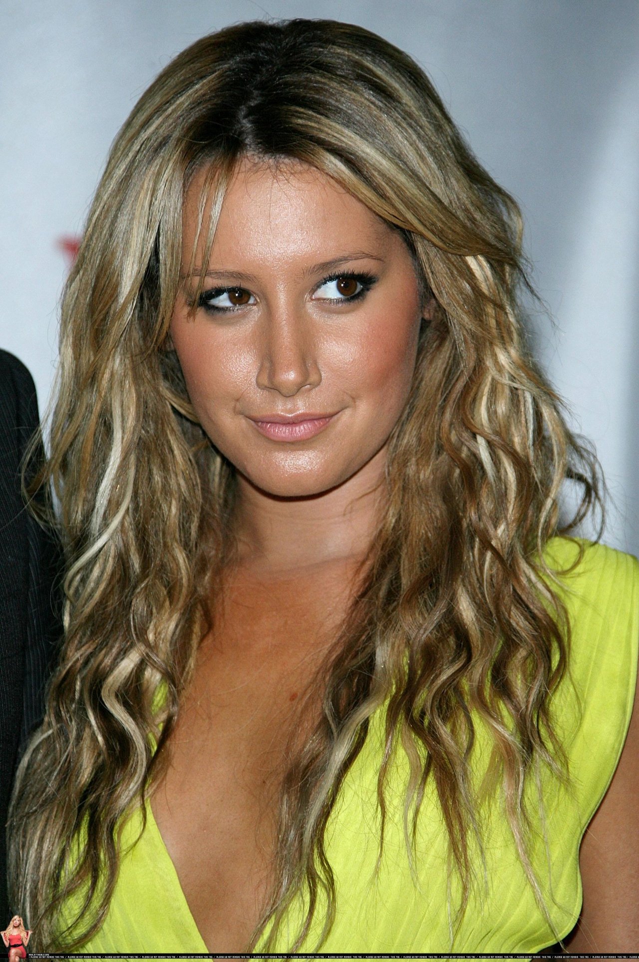 Ashley Tisdale leaked wallpapers