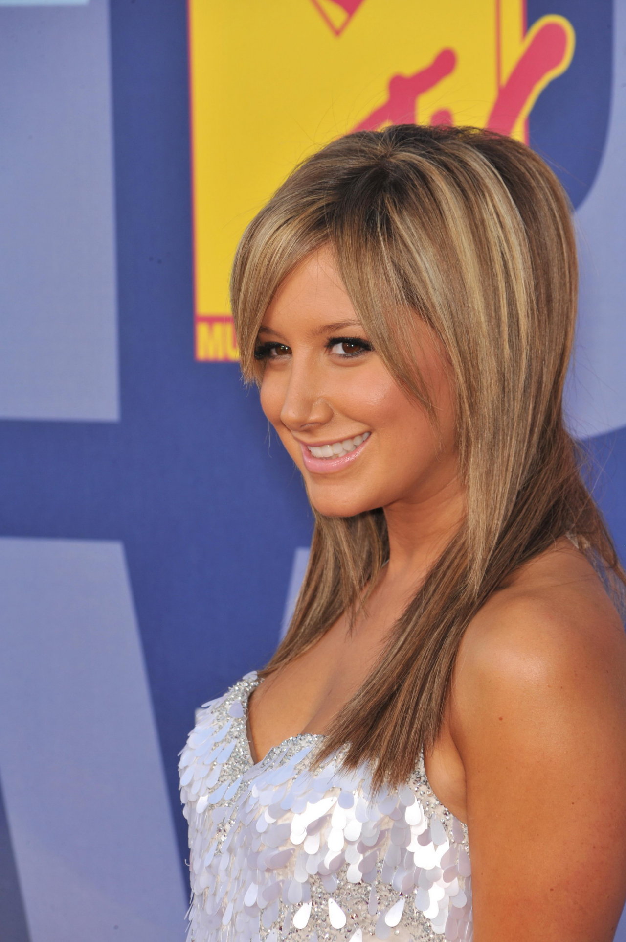 Ashley Tisdale leaked wallpapers