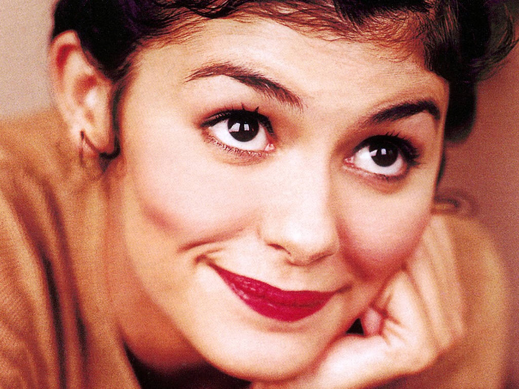 Audrey Tautou leaked wallpapers