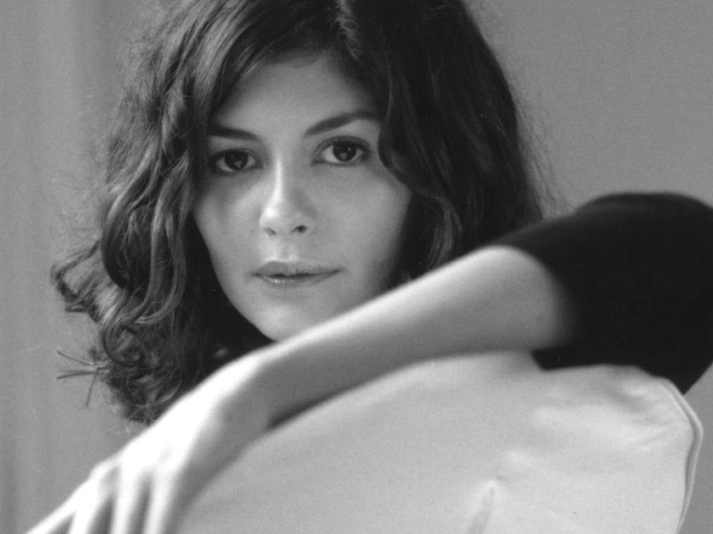 Audrey Tautou leaked wallpapers