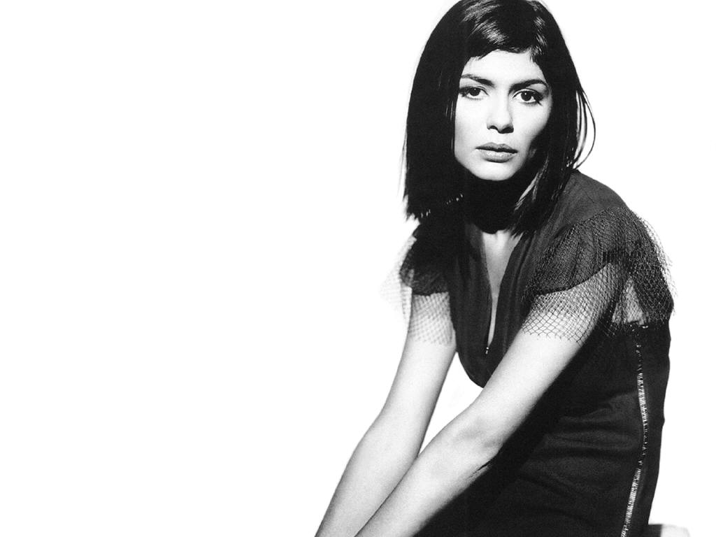 Audrey Tautou leaked wallpapers