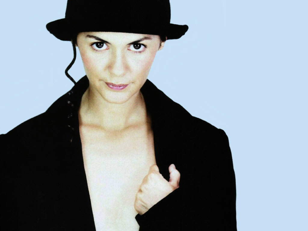 Audrey Tautou leaked wallpapers