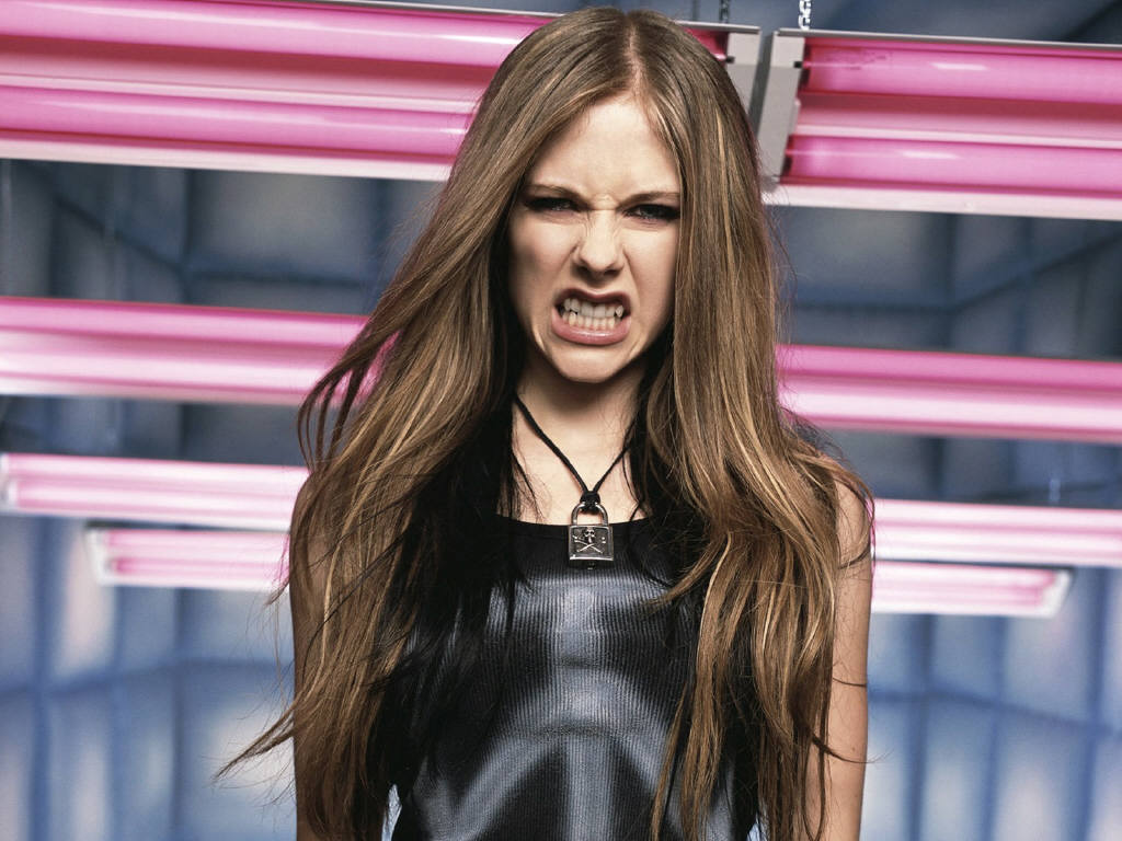 Avril Lavigne leaked wallpapers