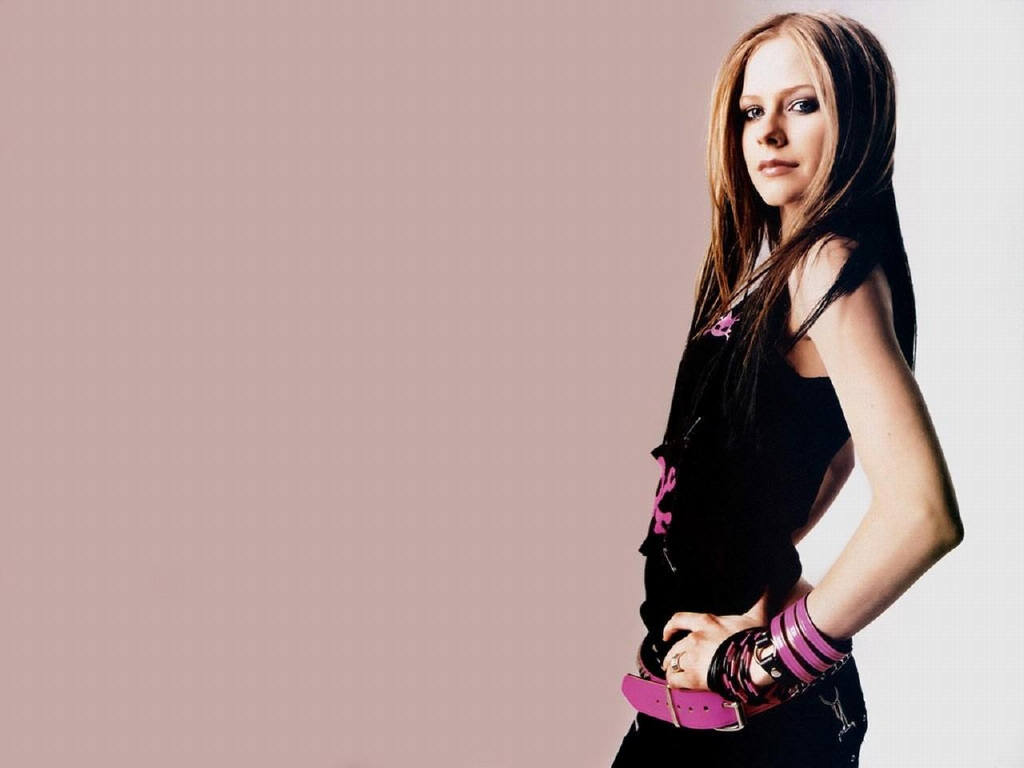 Avril Lavigne leaked wallpapers