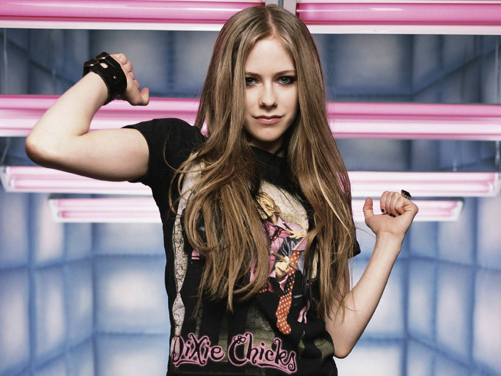 Avril Lavigne leaked wallpapers