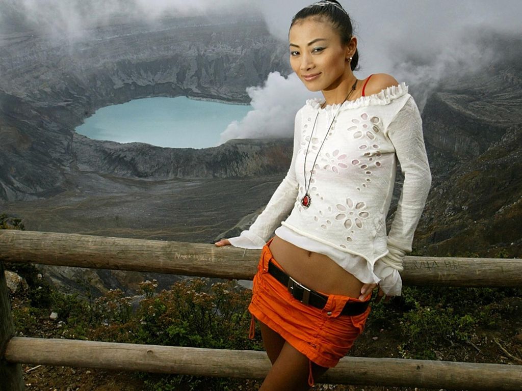 Bai Ling leaked wallpapers