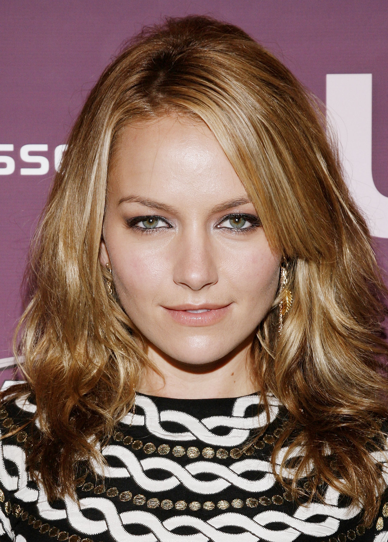 Becki Newton leaked wallpapers