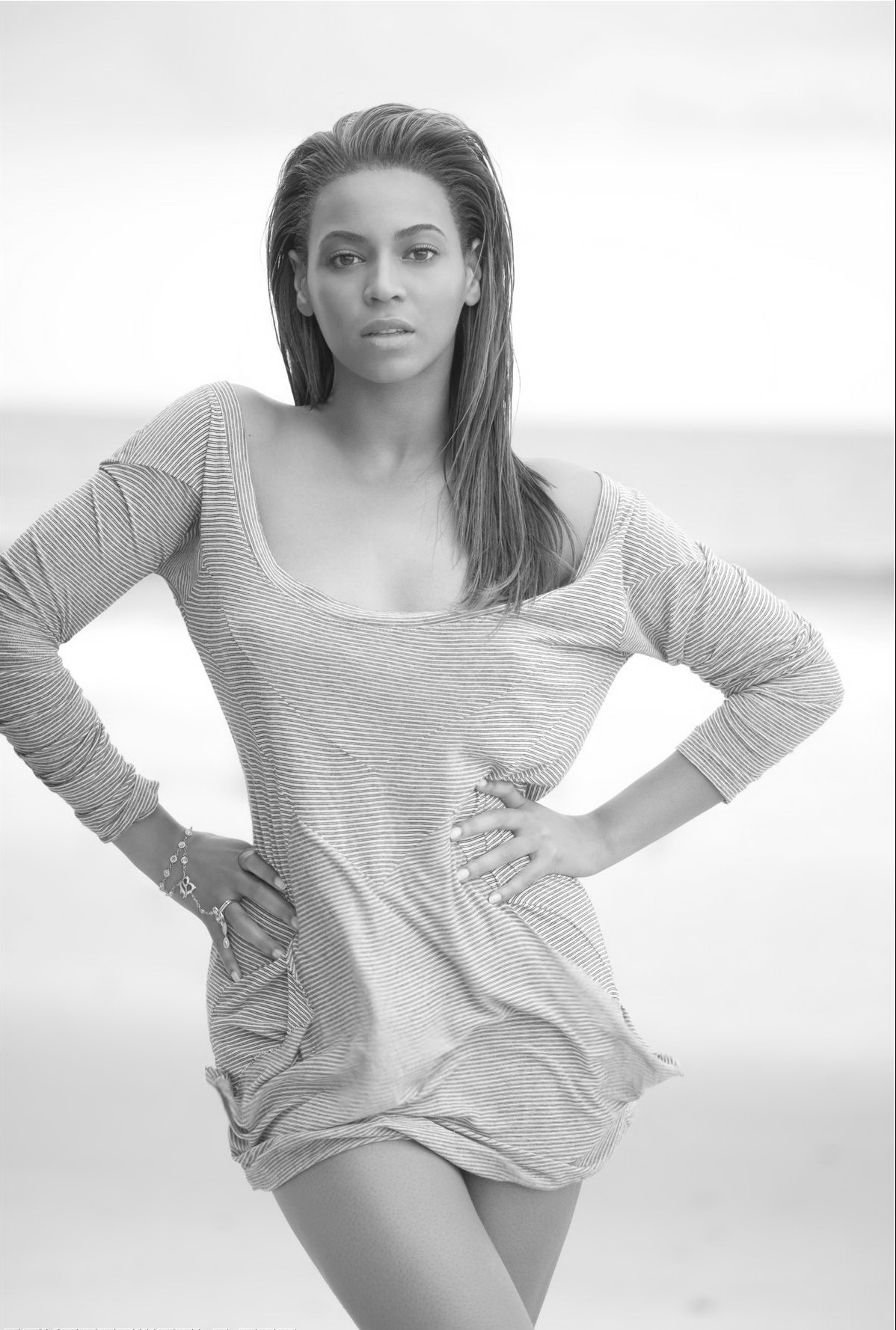 Beyonce Knowles leaked wallpapers