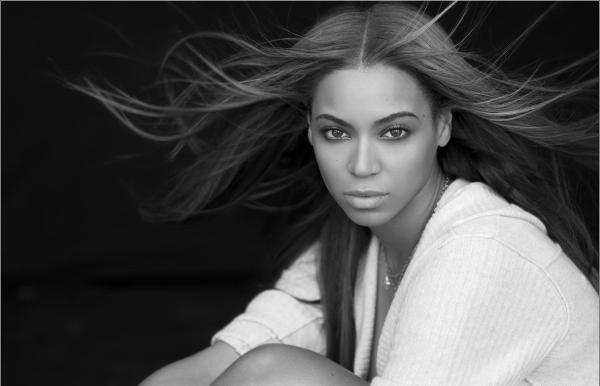 Beyonce Knowles leaked wallpapers