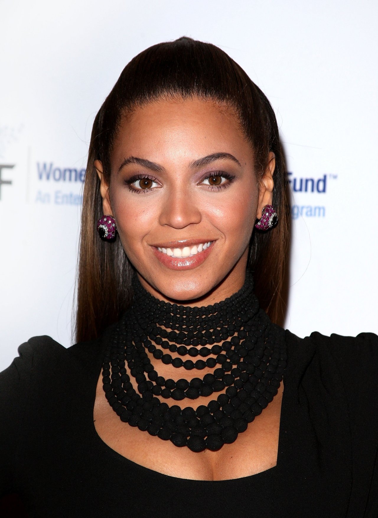 Beyonce Knowles leaked wallpapers