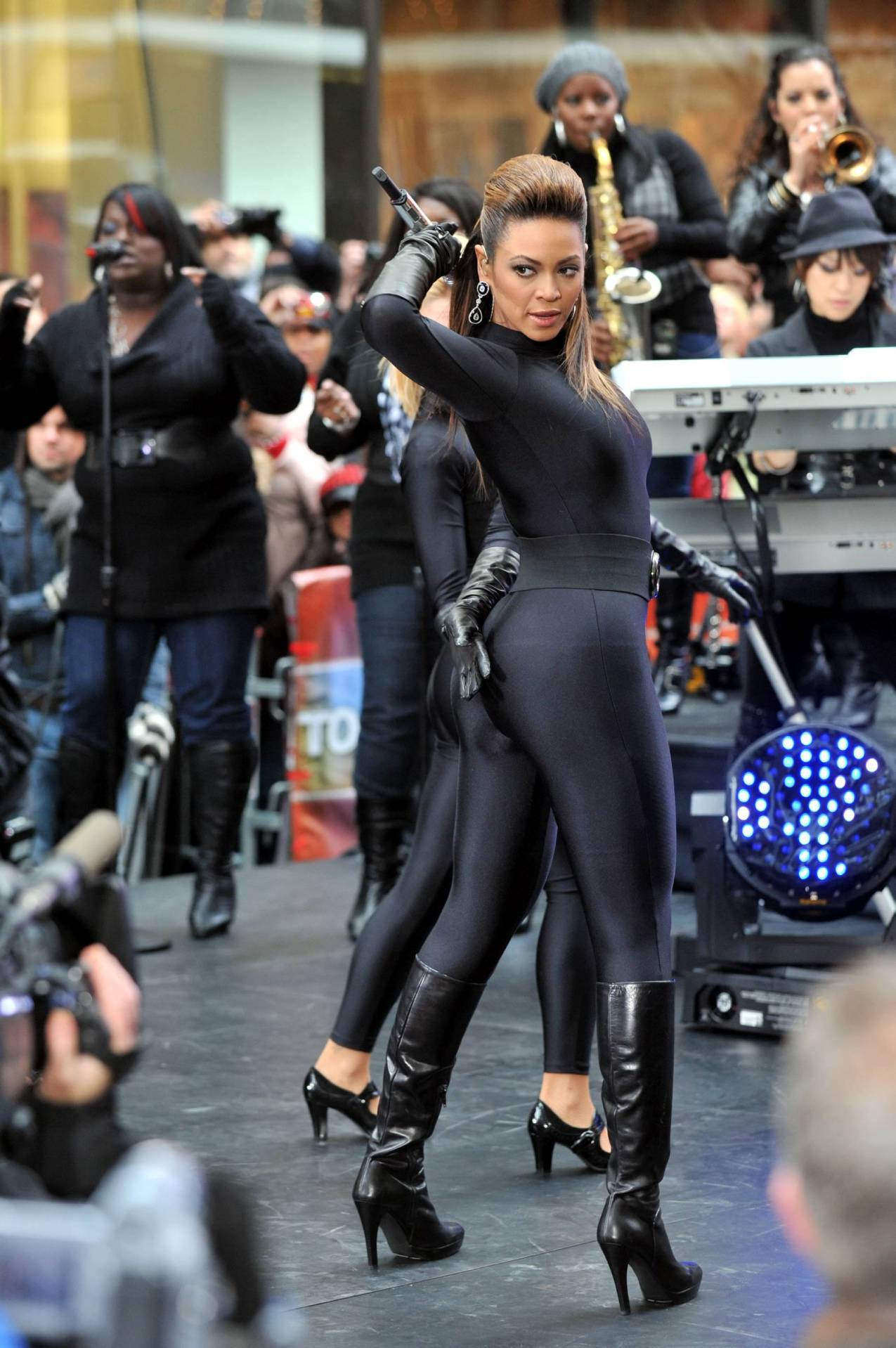 Beyonce Knowles leaked wallpapers