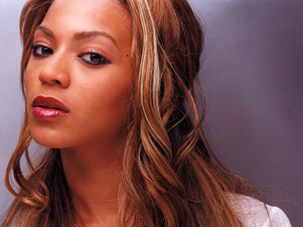 Beyonce Knowles leaked wallpapers