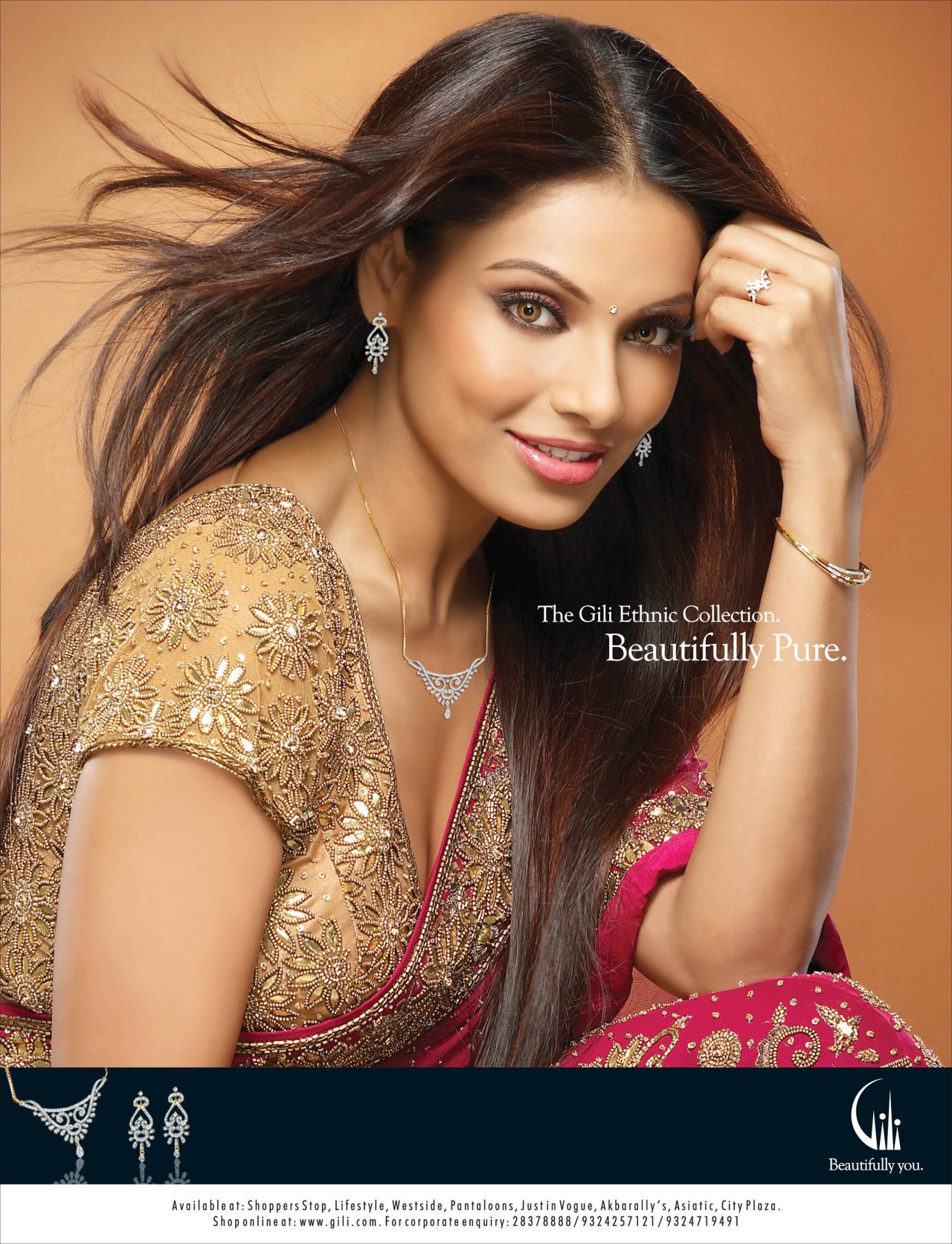 Bipasha Basu leaked wallpapers