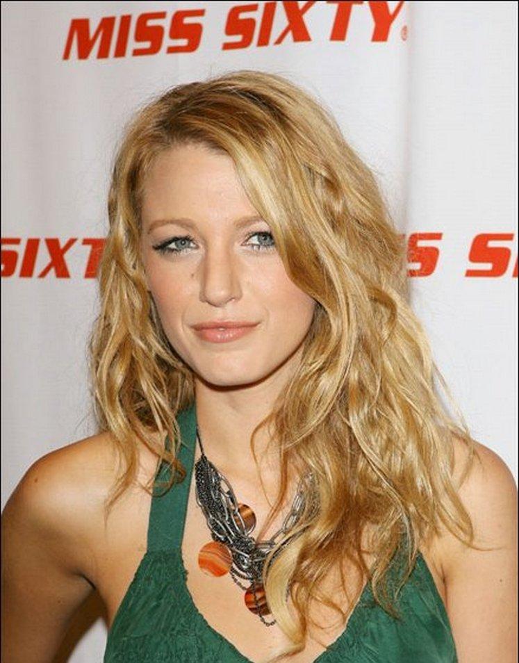 Blake Lively leaked wallpapers