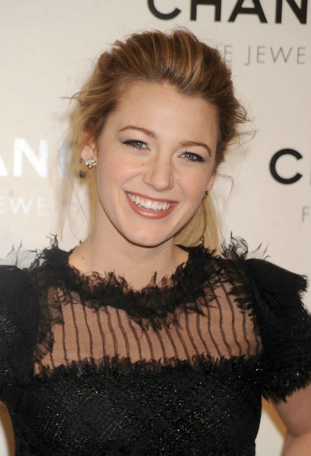 Blake Lively leaked wallpapers