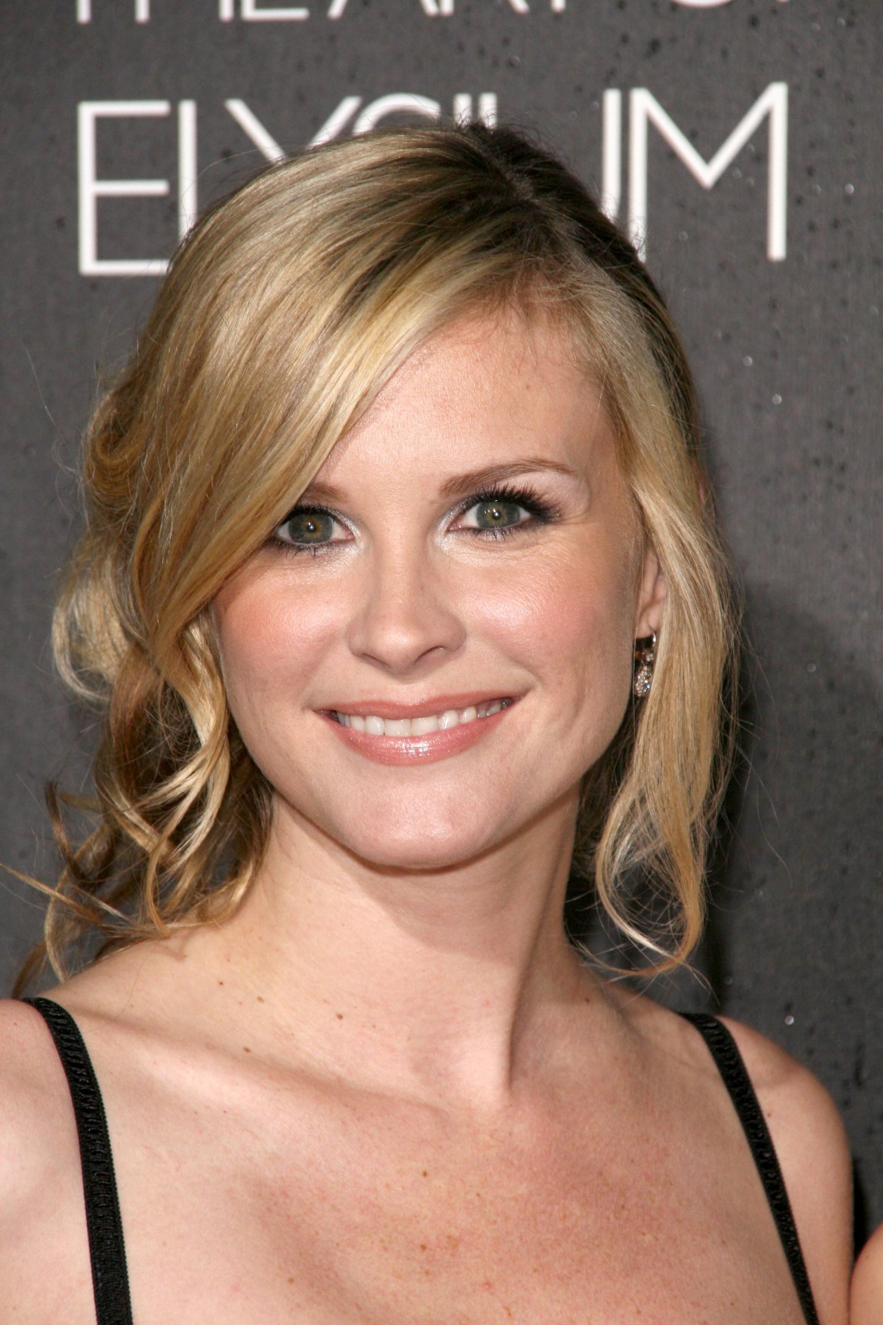 Bonnie Somerville leaked wallpapers