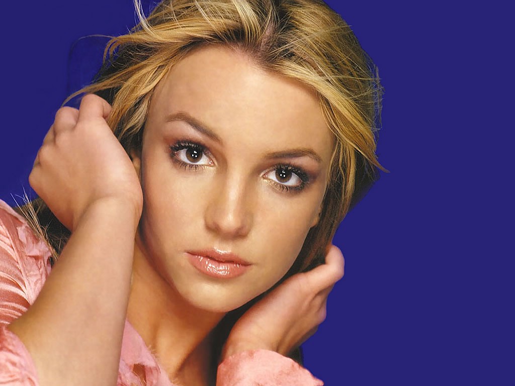 Britney Spears leaked wallpapers