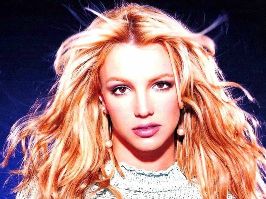 Britney Spears leaked wallpapers