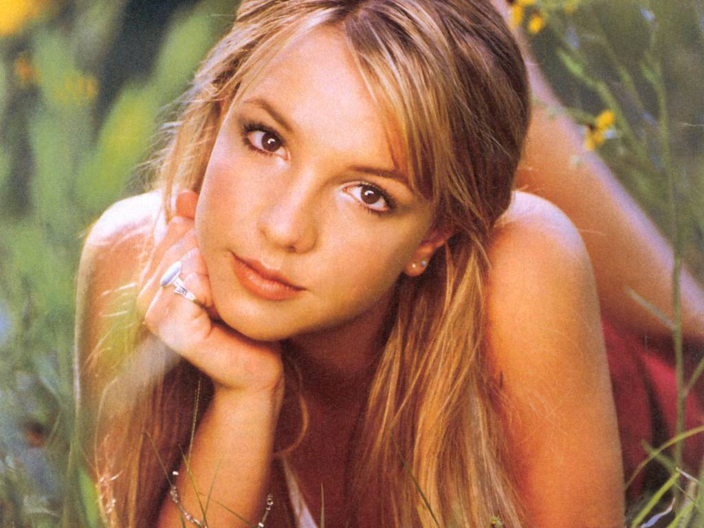 Britney Spears leaked wallpapers