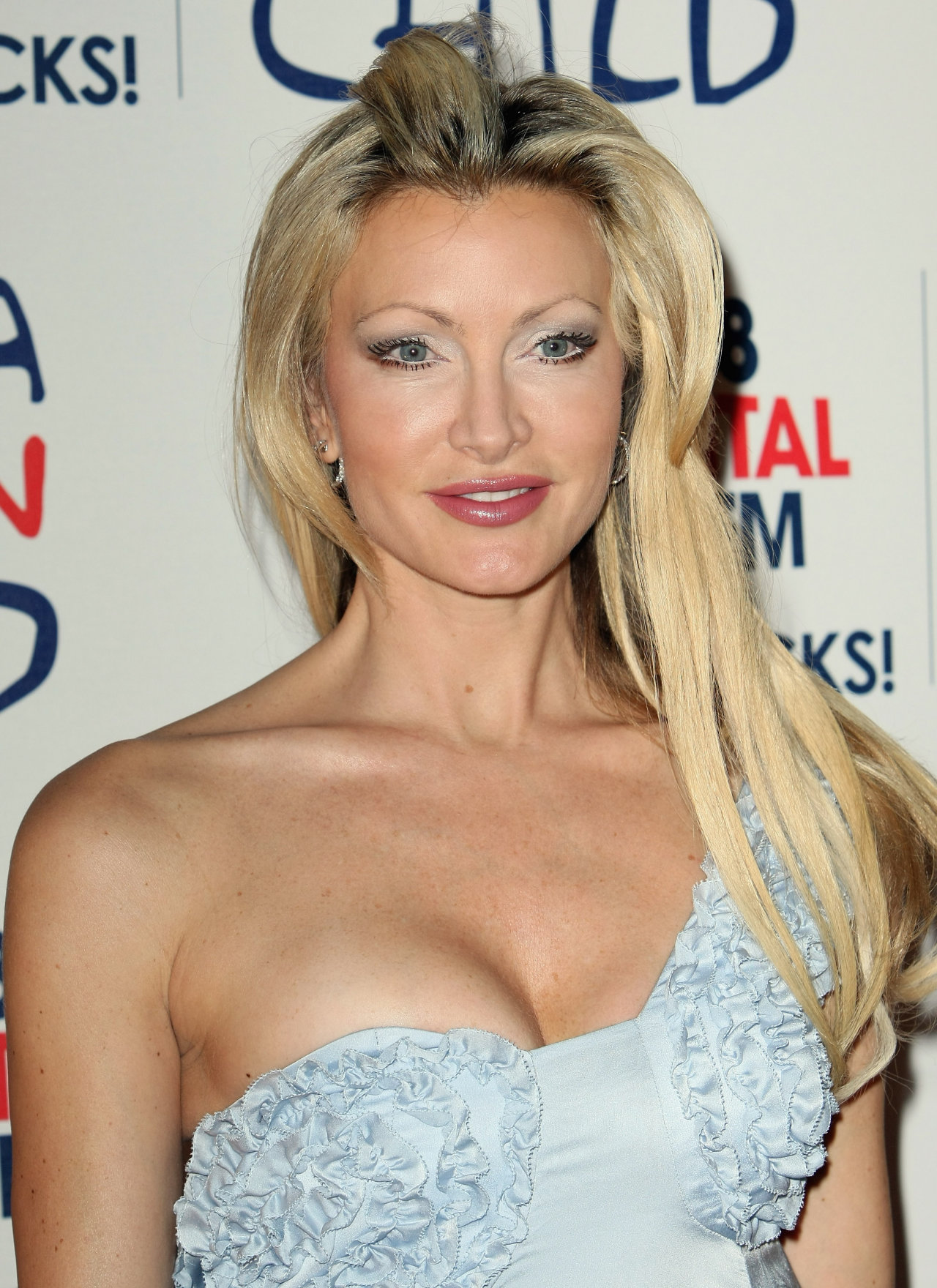 Caprice Bourret leaked wallpapers