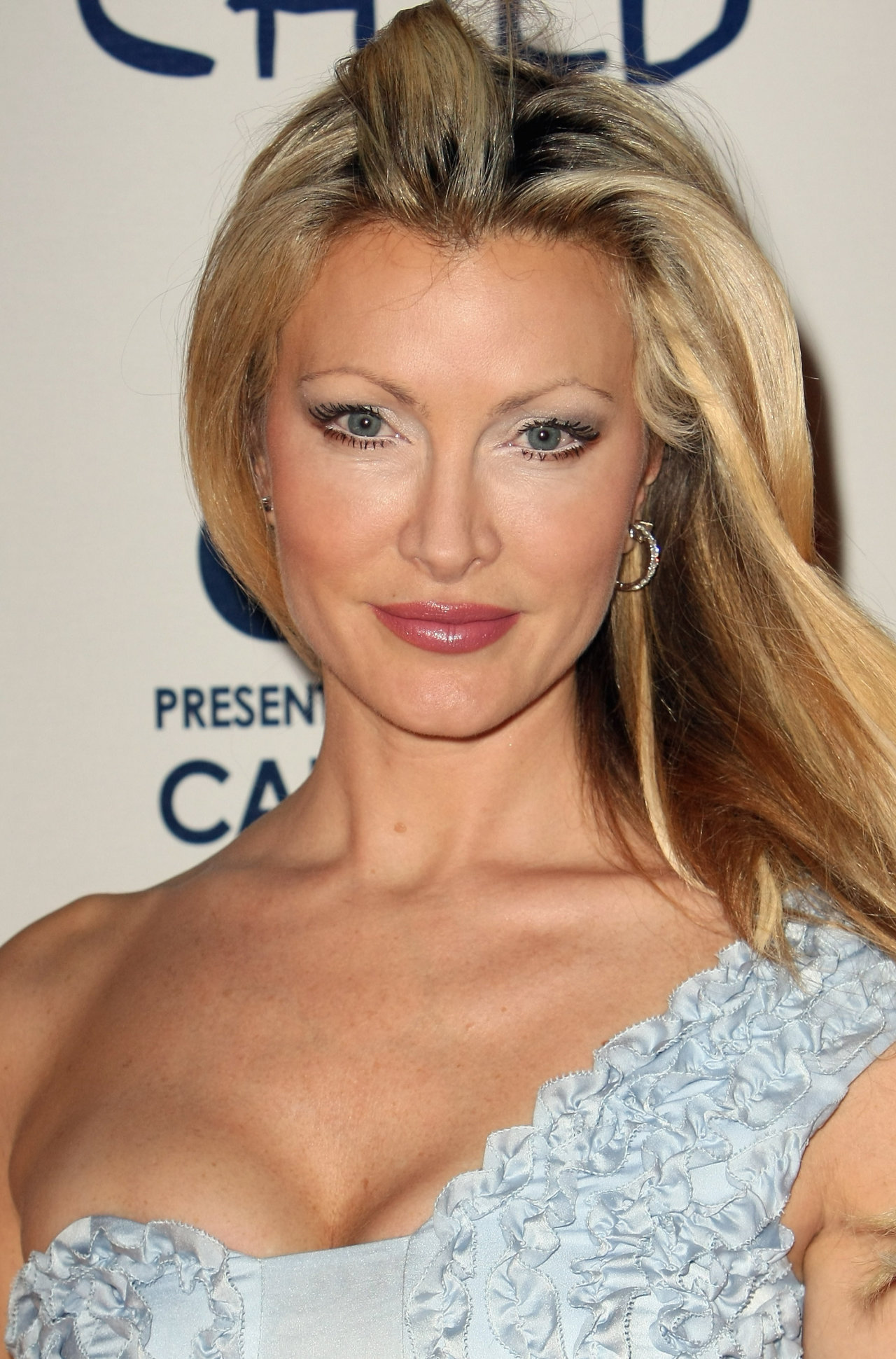 Caprice Bourret leaked wallpapers