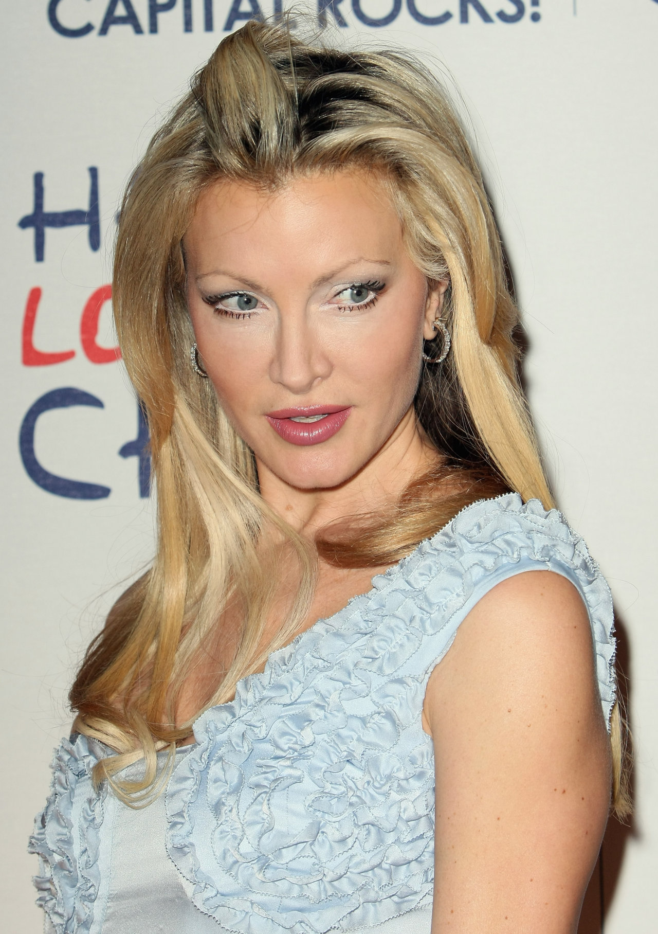 Caprice Bourret leaked wallpapers