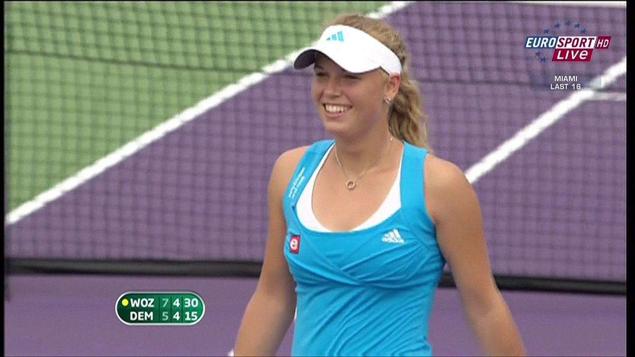 Caroline Wozniacki leaked wallpapers