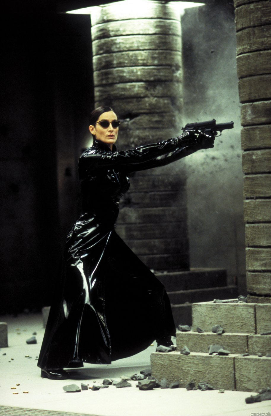 Carrie Anne Moss leaked wallpapers