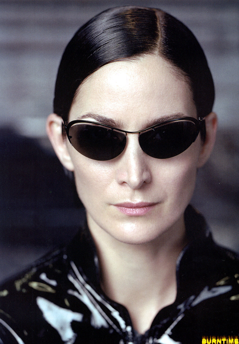 Carrie Anne Moss leaked wallpapers