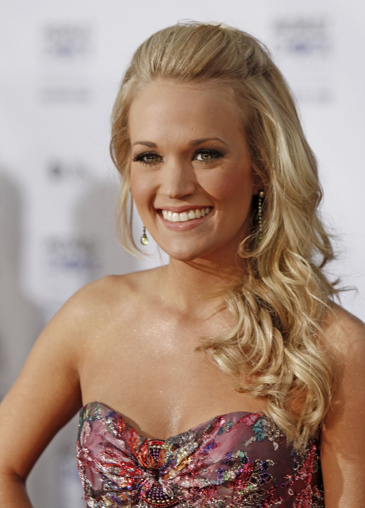 Carrie Underwood leaked wallpapers