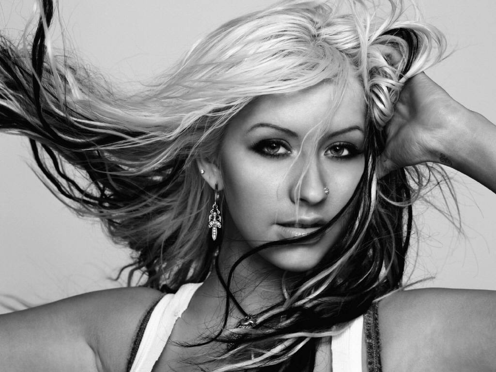 Christina Aguilera leaked wallpapers