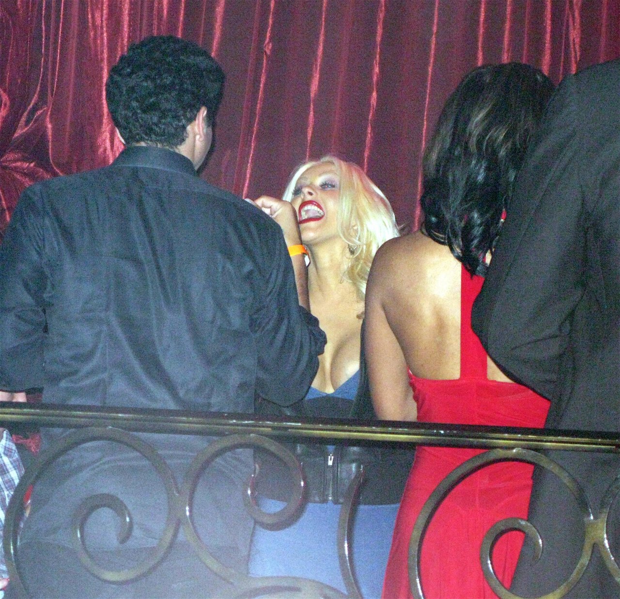 Christina Aguilera leaked wallpapers