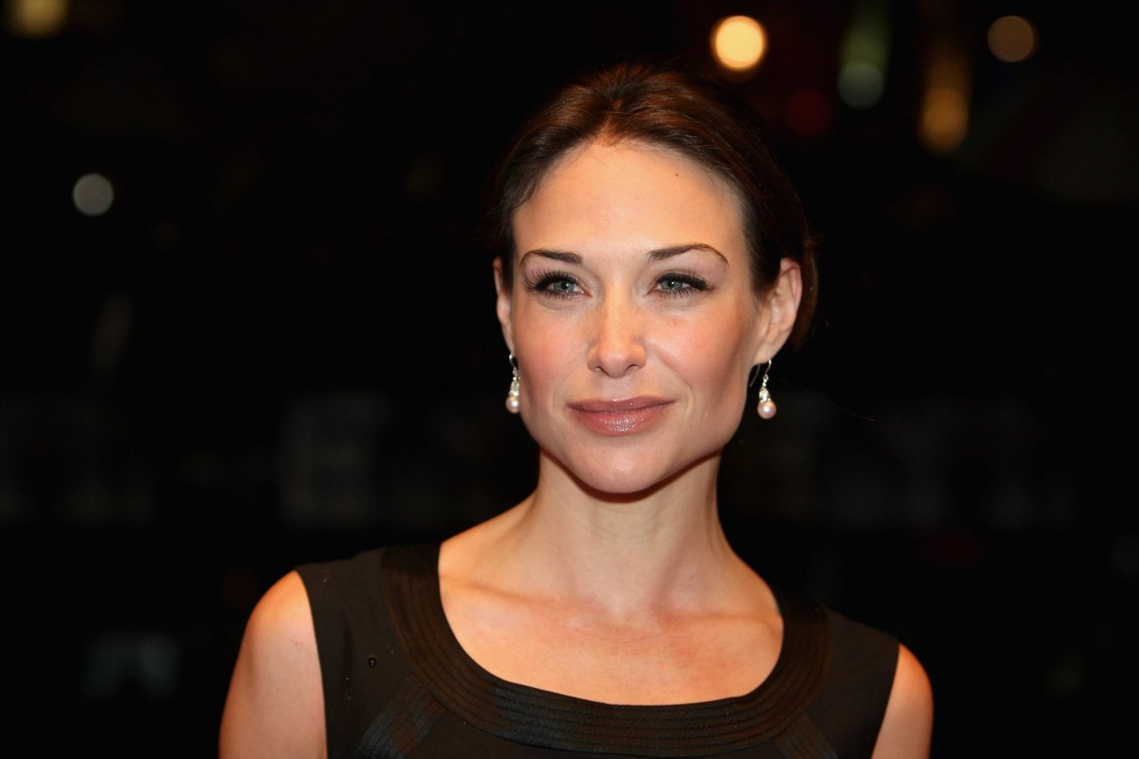 Claire Forlani leaked wallpapers