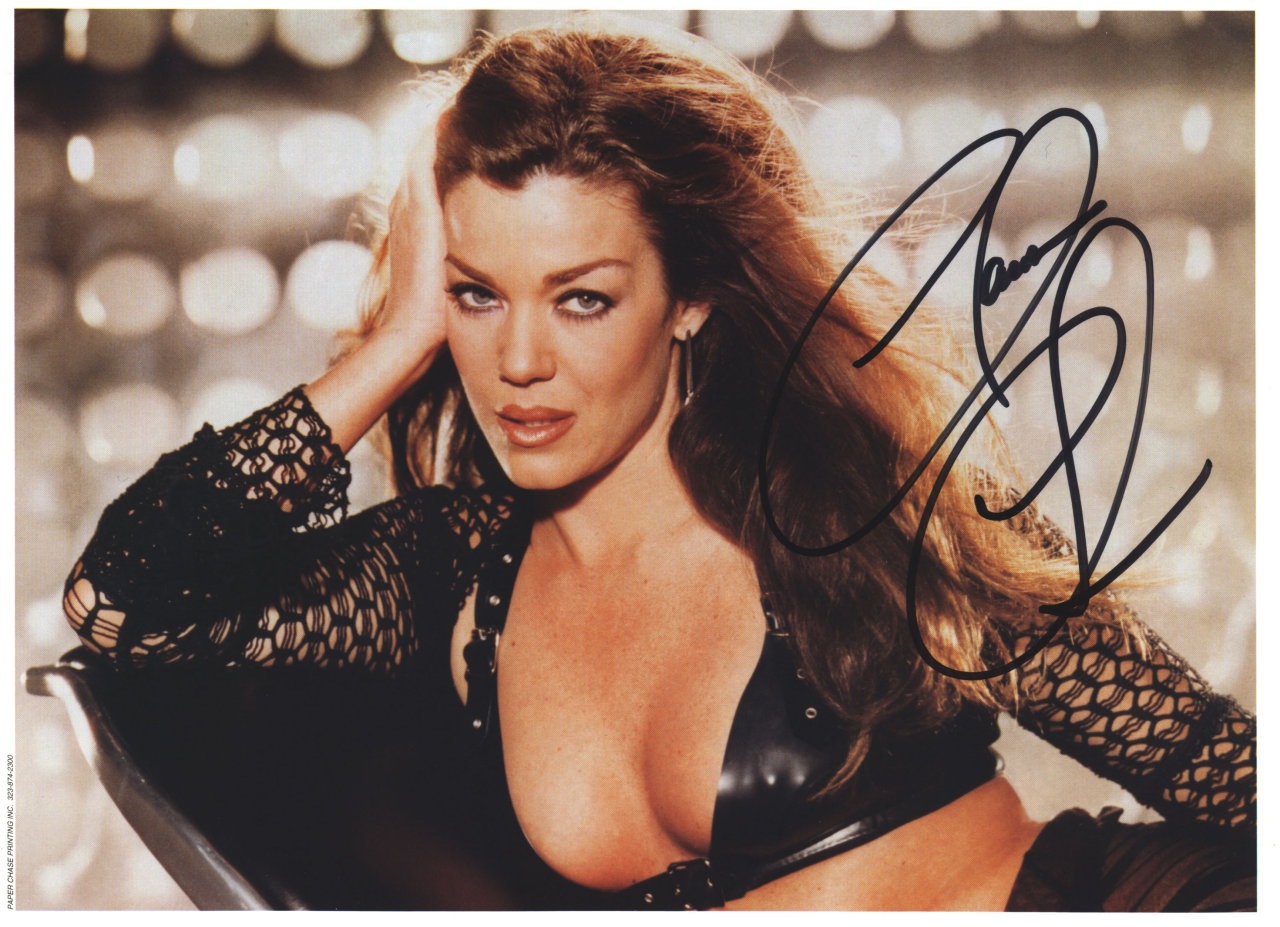Claudia Christian leaked wallpapers