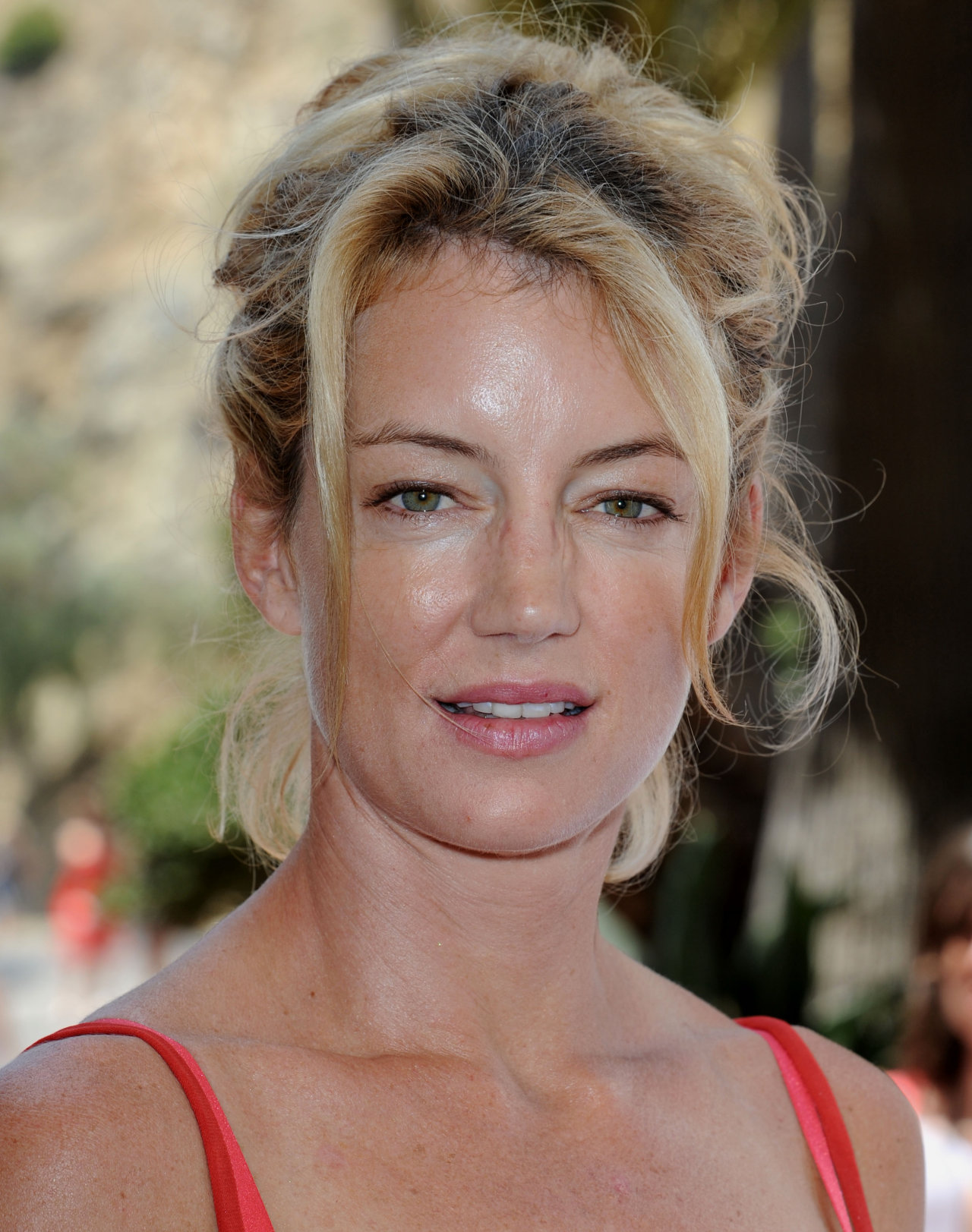 Cynthia Watros leaked wallpapers