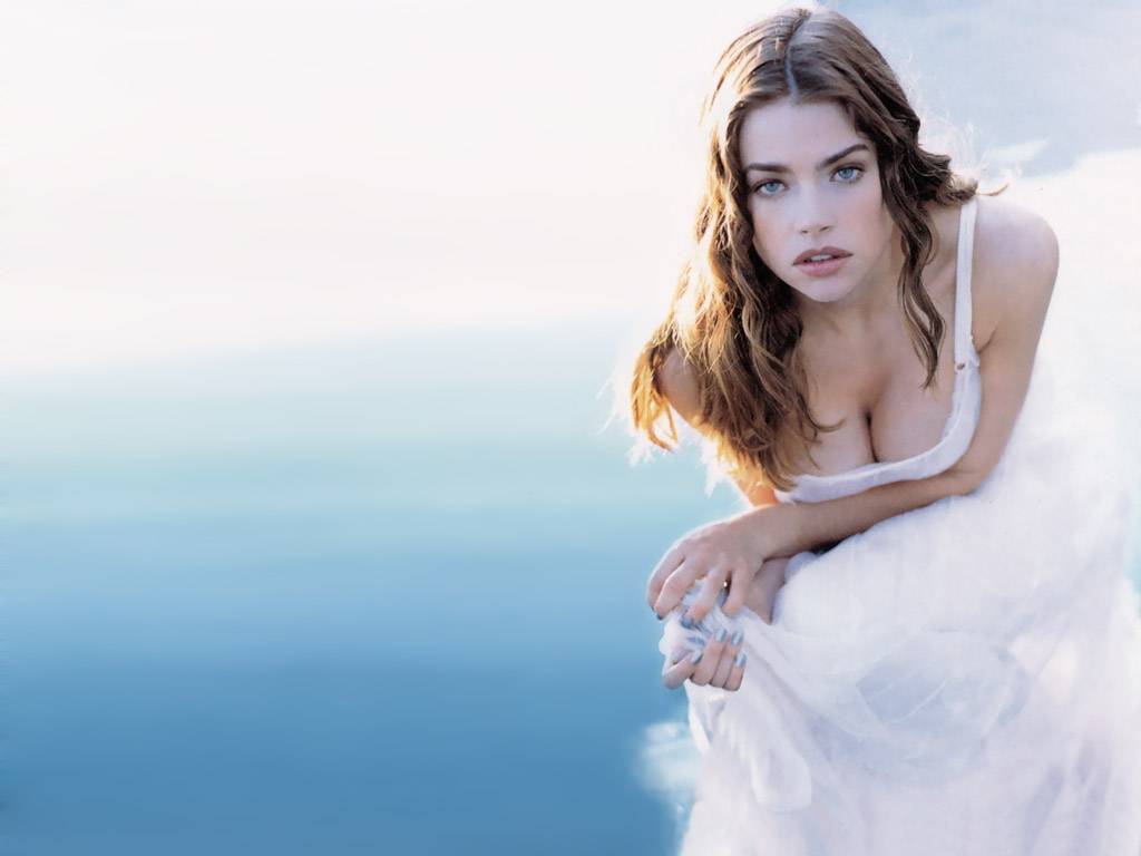 Denise Richards leaked wallpapers