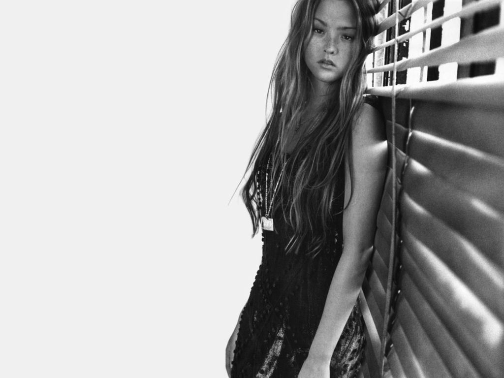 Devon Aoki leaked wallpapers