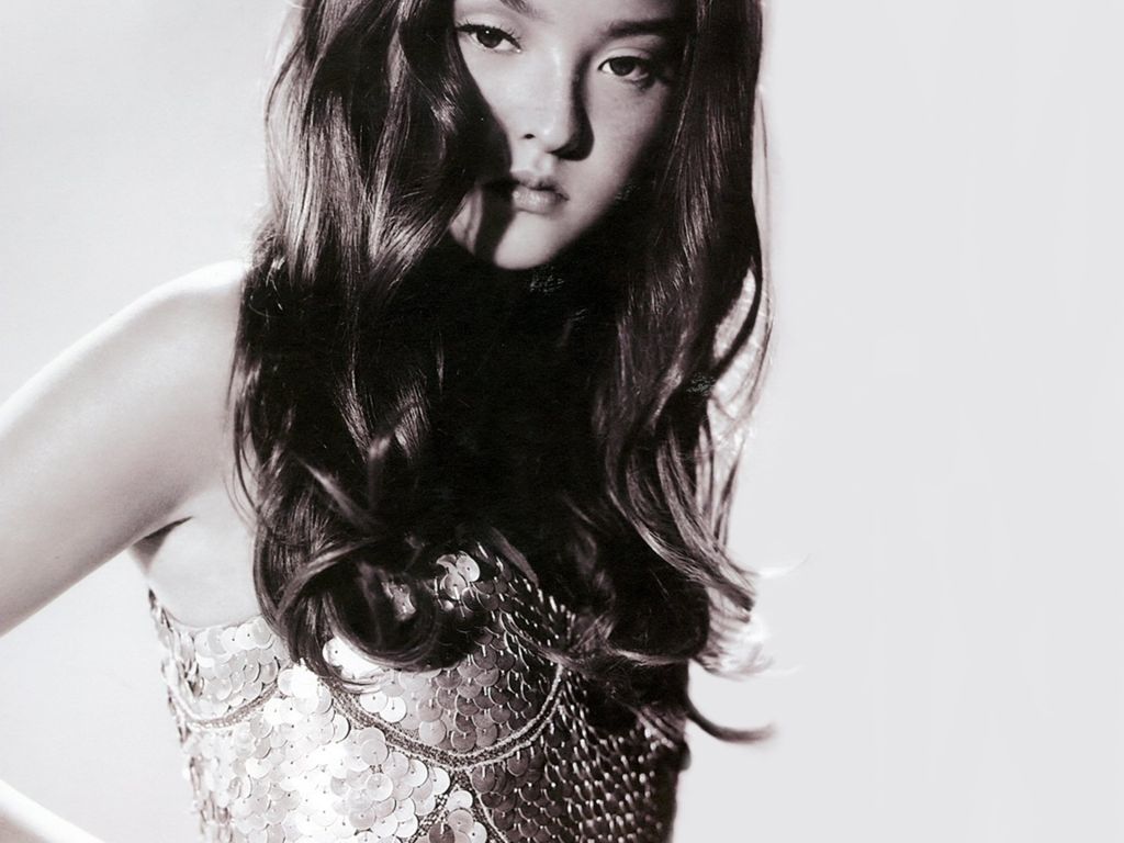 Devon Aoki leaked wallpapers