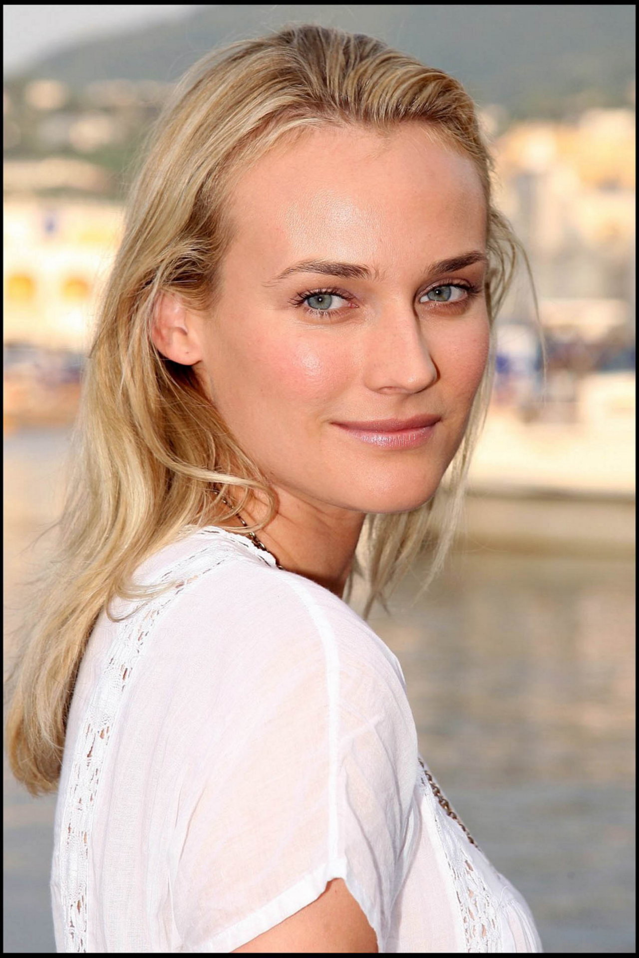 Diane Kruger leaked wallpapers