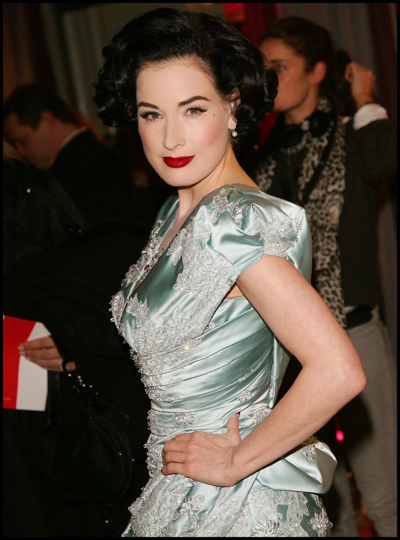 Dita von Teese leaked wallpapers