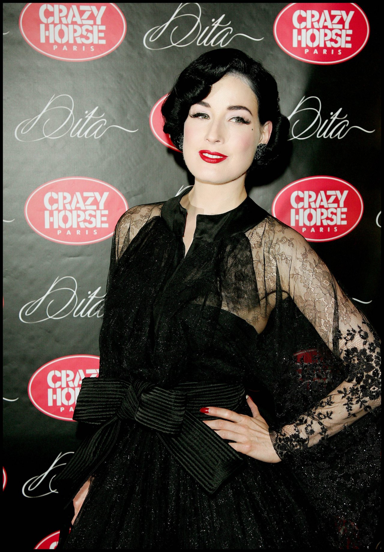 Dita von Teese leaked wallpapers