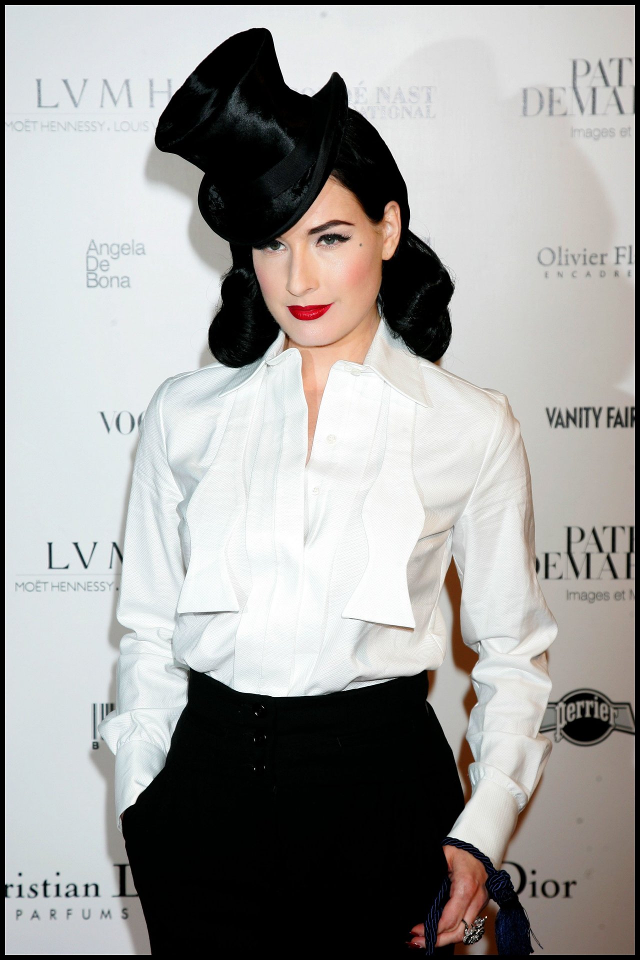 Dita von Teese leaked wallpapers