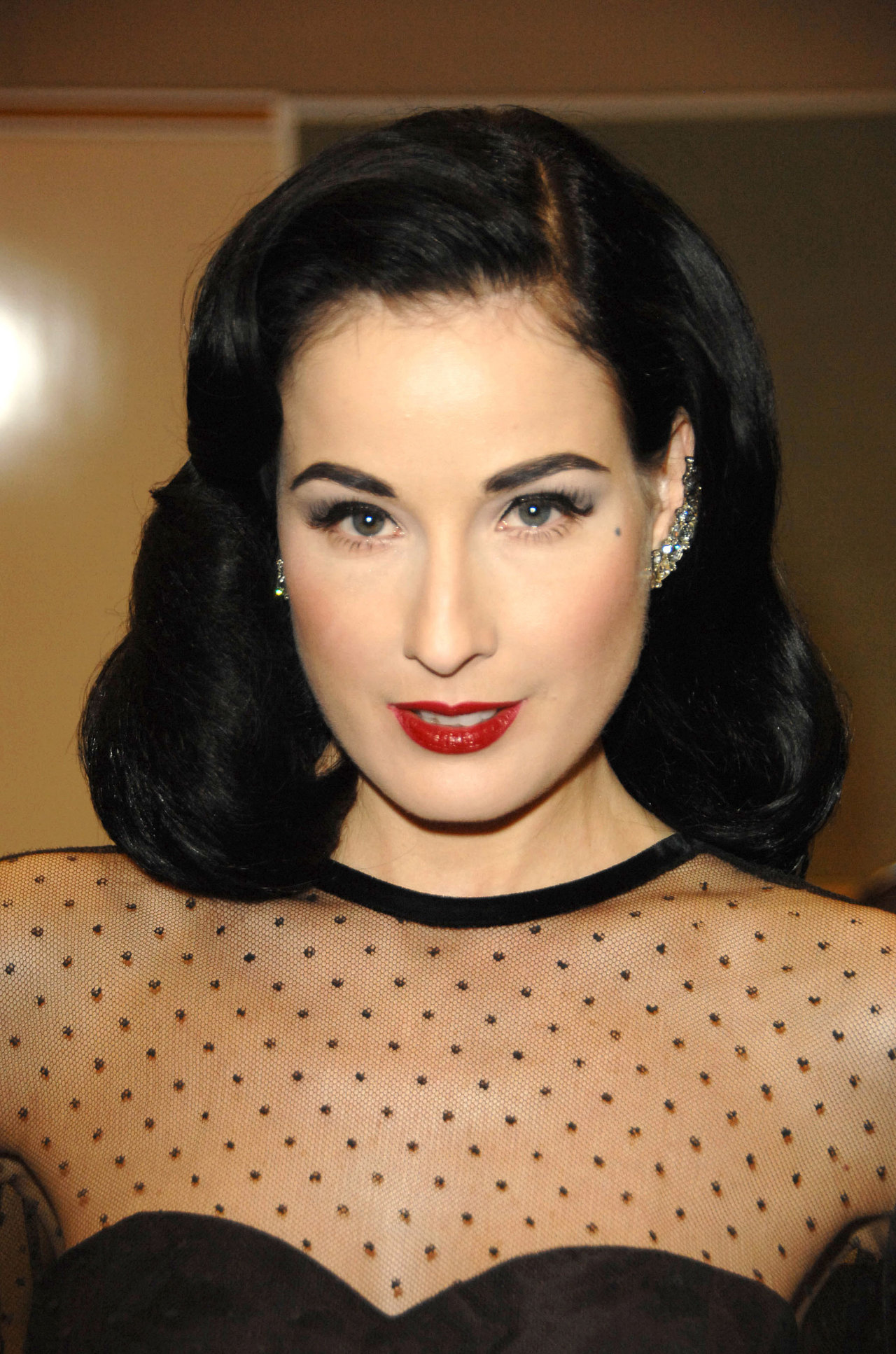 Dita von Teese leaked wallpapers