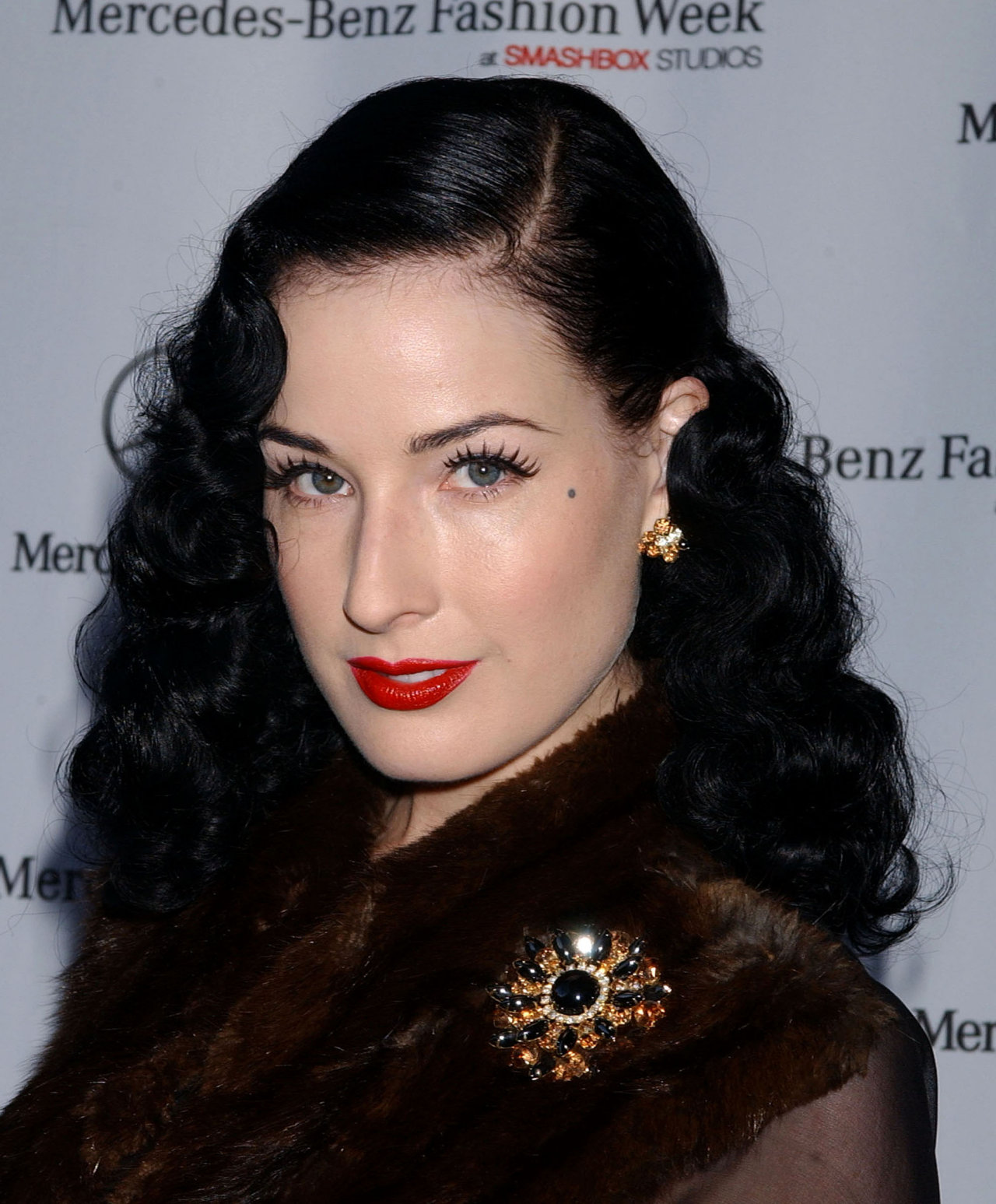 Dita von Teese leaked wallpapers