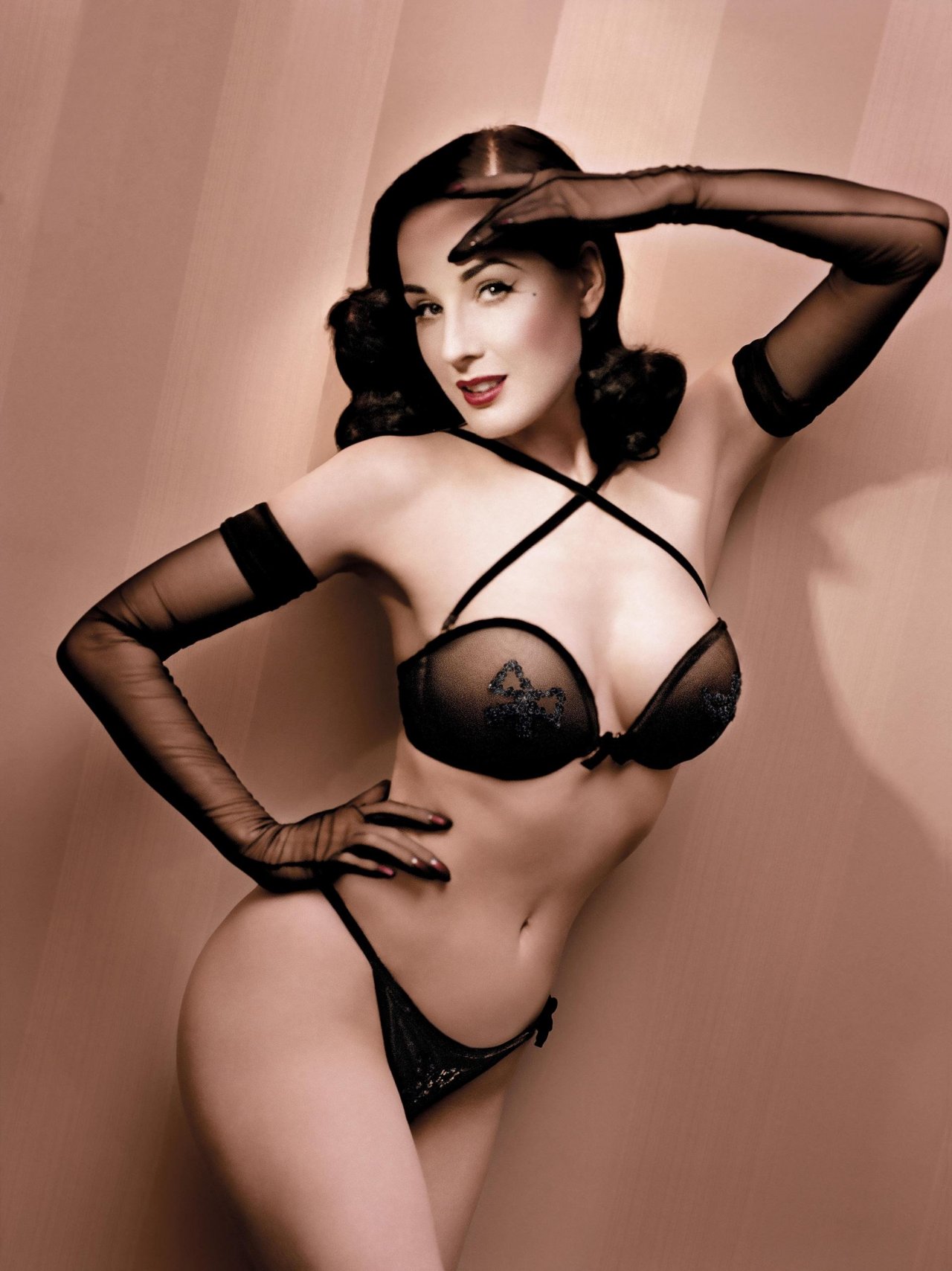 Dita von Teese leaked wallpapers