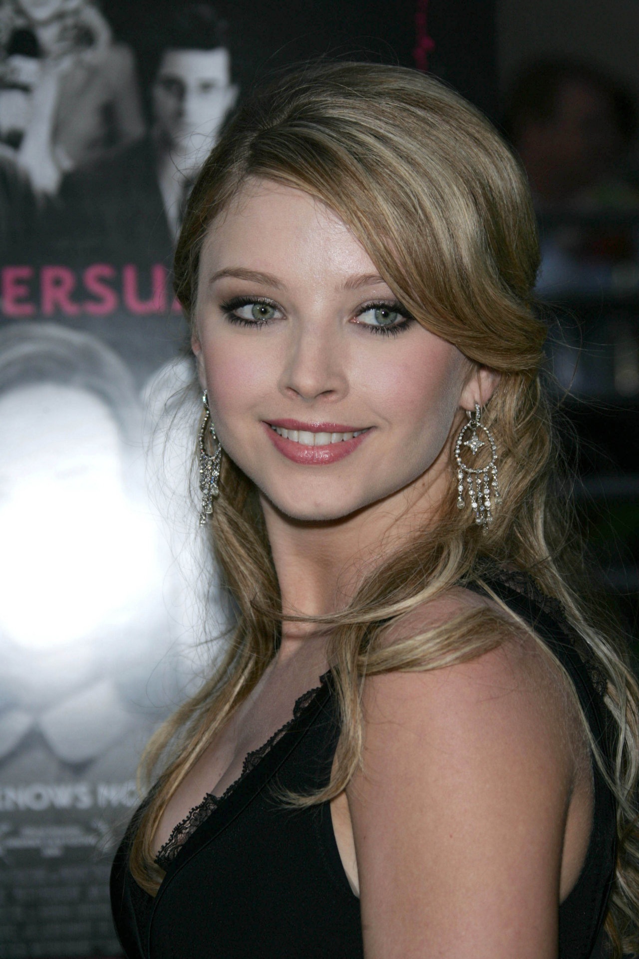 Elisabeth Harnois leaked wallpapers