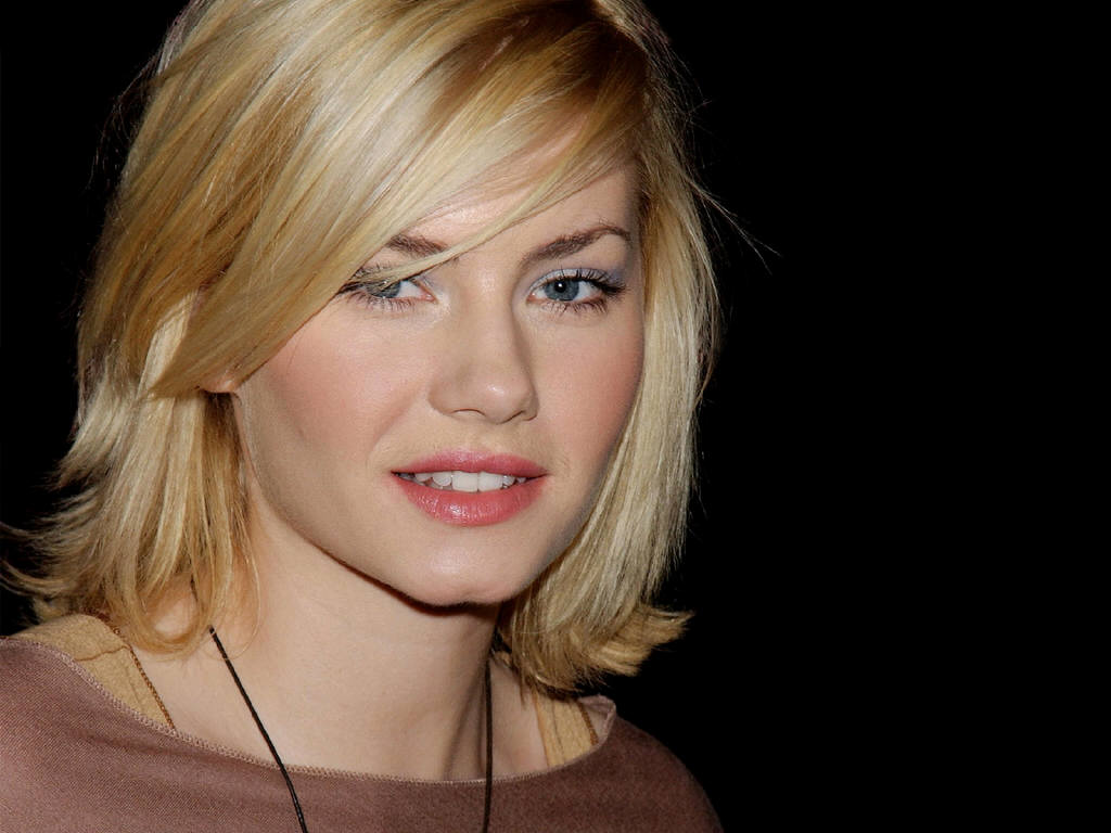 Elisha Cuthbert leaked wallpapers