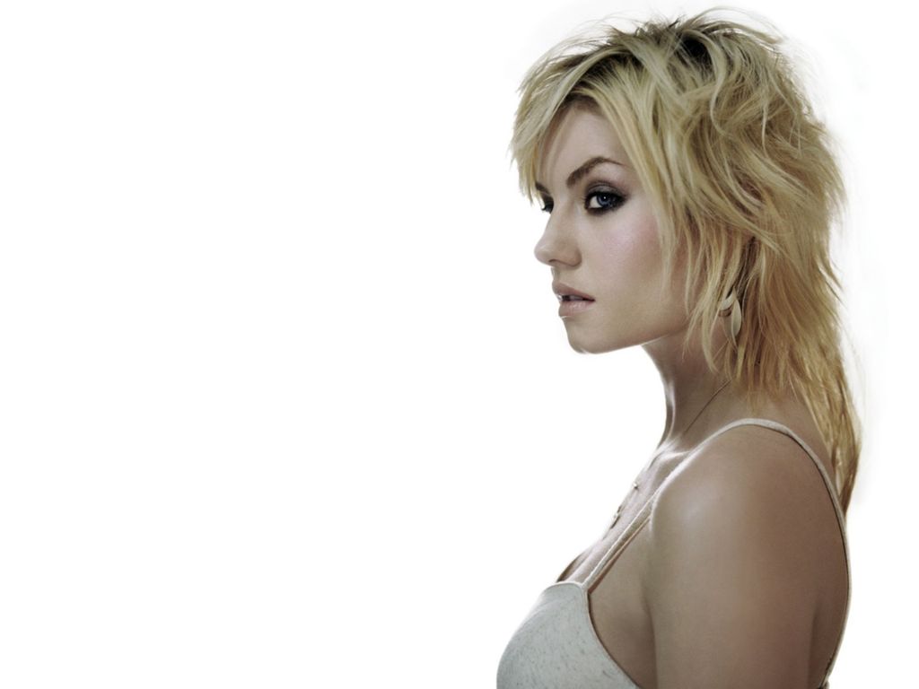 Elisha Cuthbert leaked wallpapers