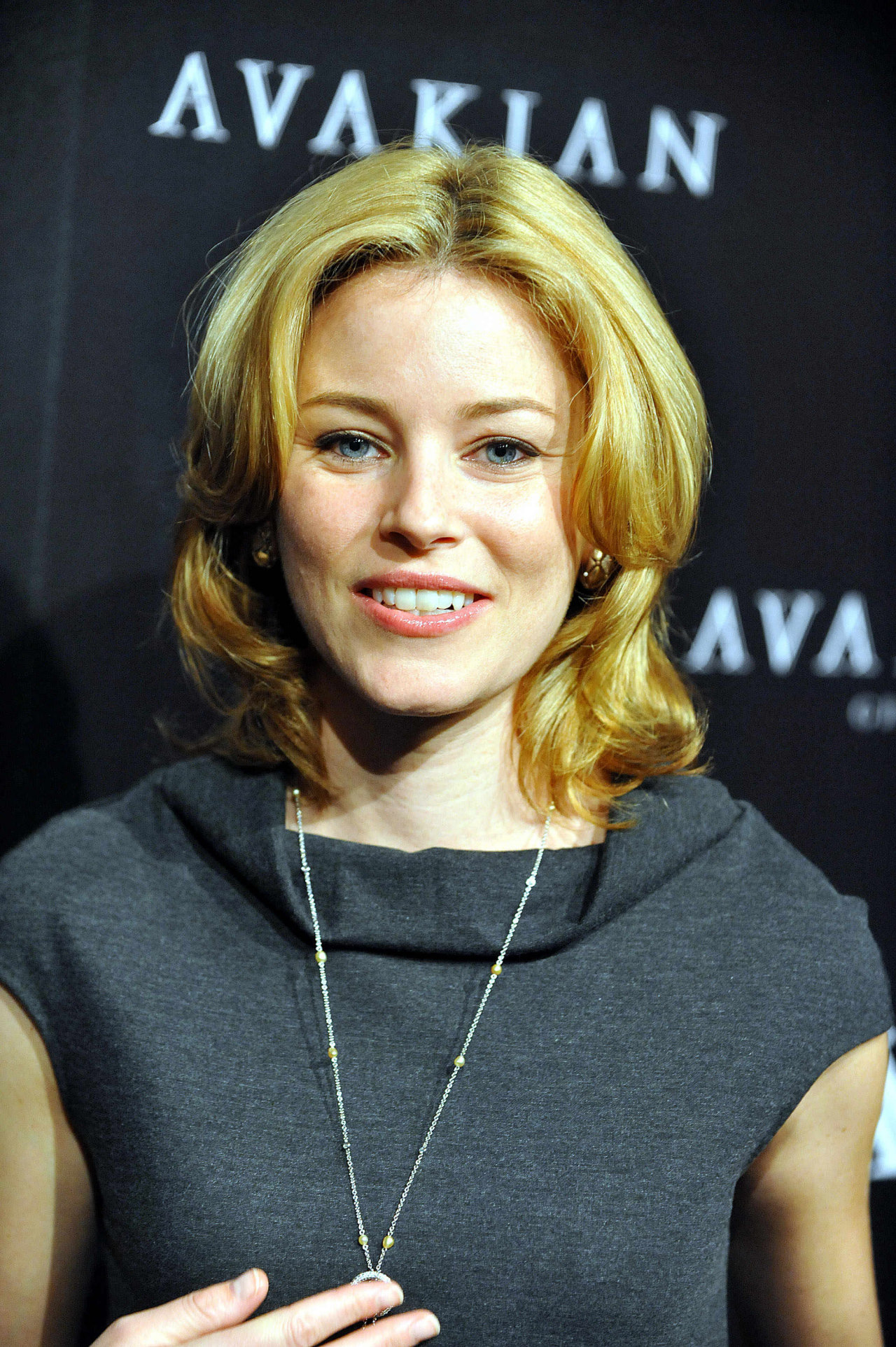 Elizabeth Banks leaked wallpapers